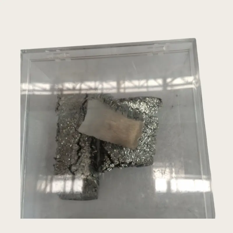 holmiun (1).png